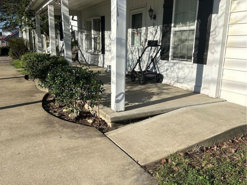 207 South Sycamore, Woodsfield, OH 43793 Photo 5