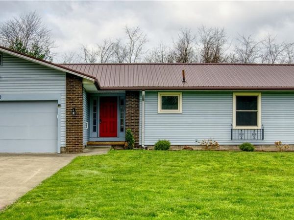 5200 Donner Drive, New Franklin, OH 44216