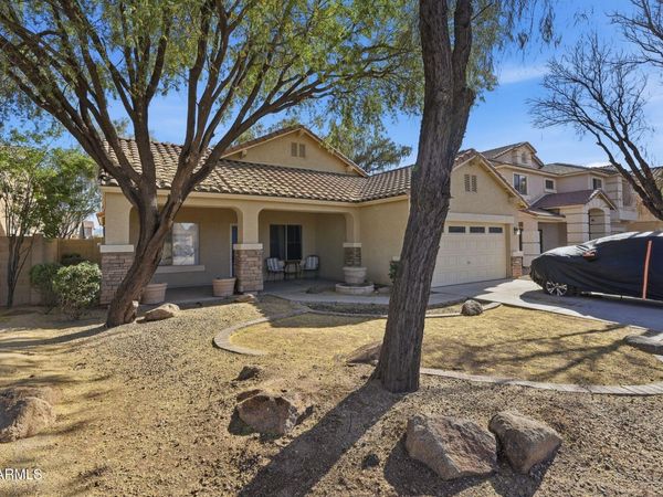7037 W SOPHIE Lane, Laveen, AZ 85339
