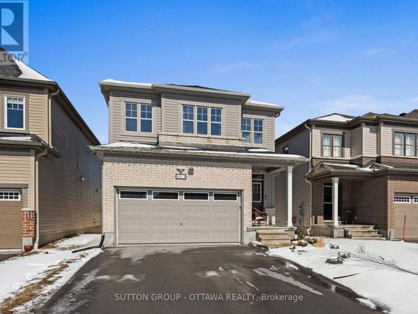 1013 ManÃ¨ge Street , Ottawa, ON K2S0Y8