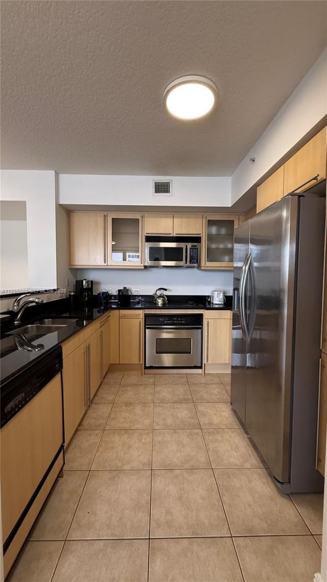 2080 S Ocean Dr , Unit 905, Hallandale Beach, FL 33009 Photo