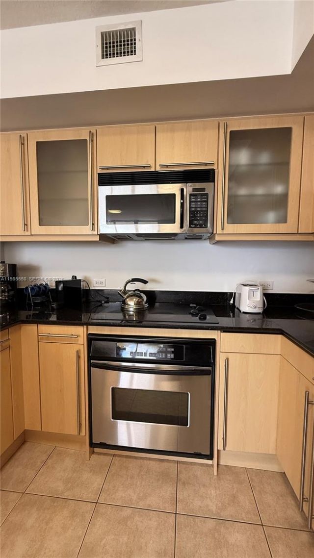 2080 S Ocean Dr , Unit 905, Hallandale Beach, FL 33009 Photo