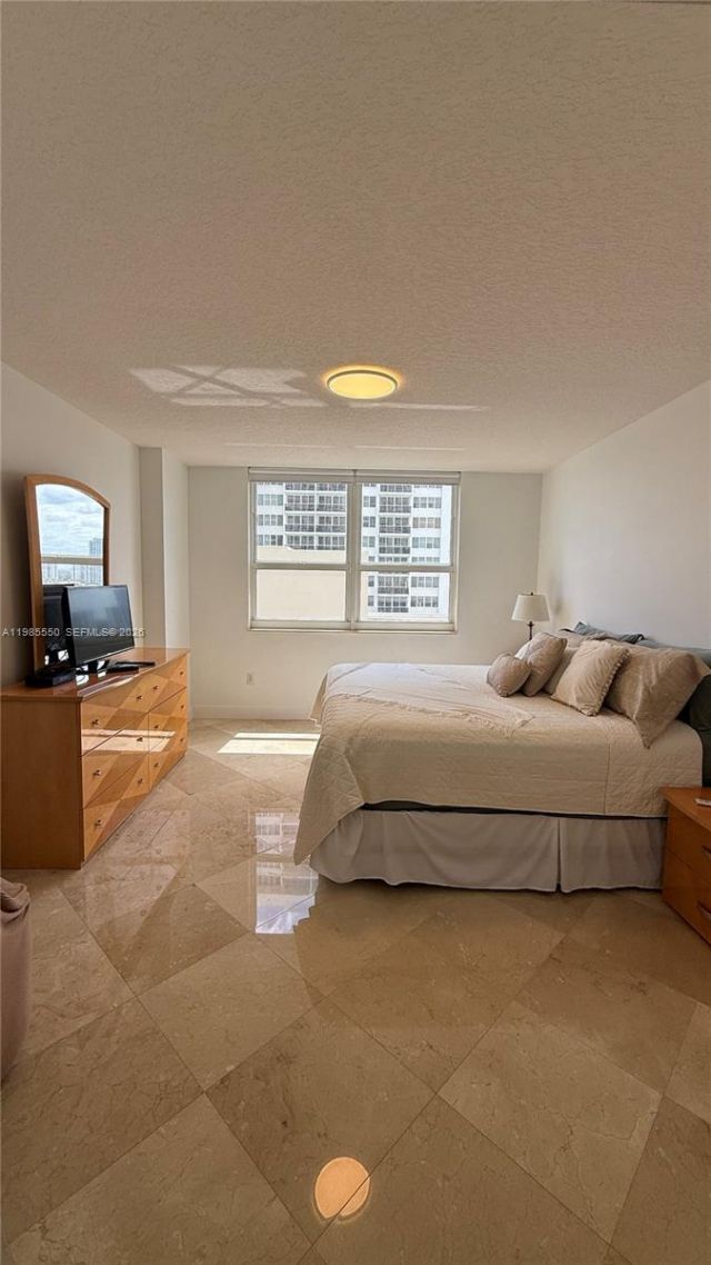 2080 S Ocean Dr , Unit 905, Hallandale Beach, FL 33009 Photo