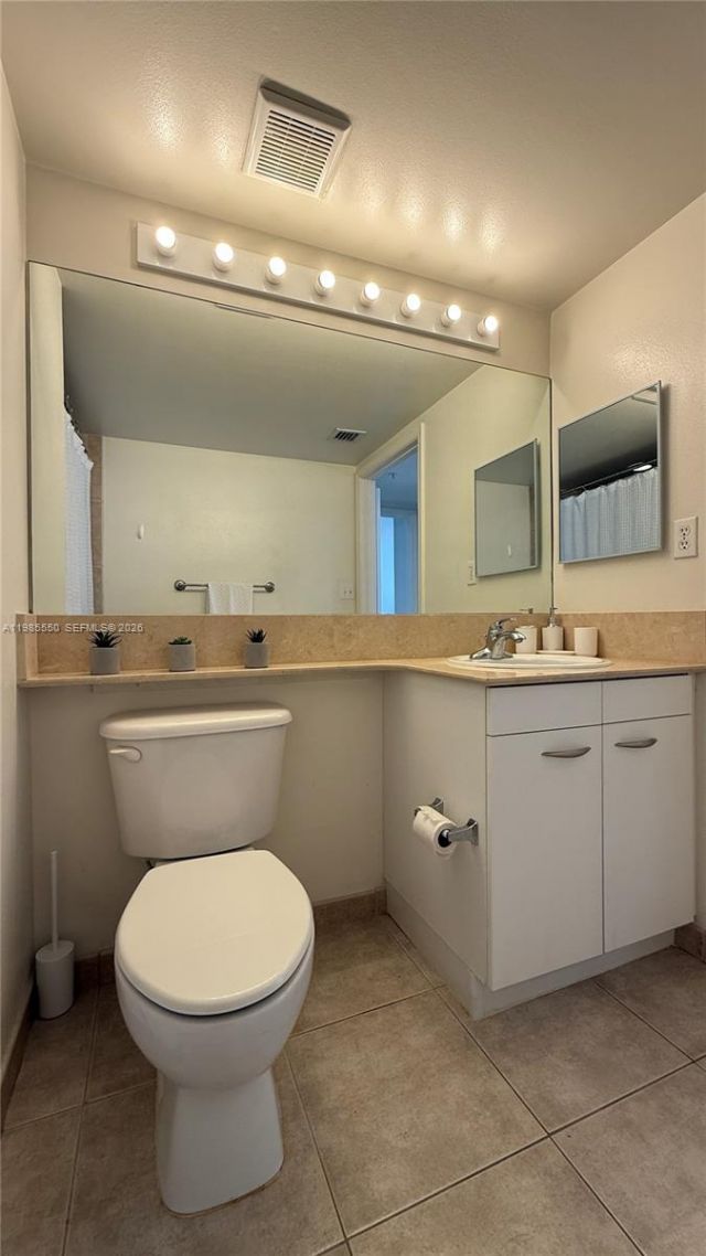 2080 S Ocean Dr , Unit 905, Hallandale Beach, FL 33009 Photo