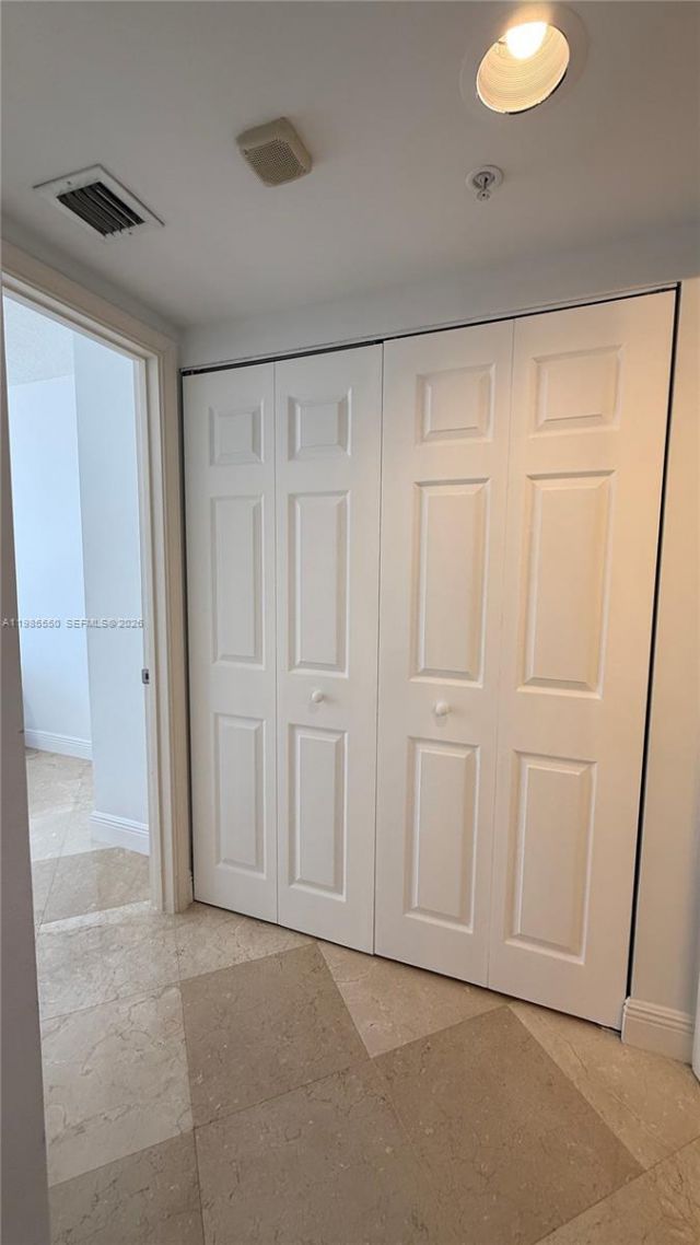 2080 S Ocean Dr , Unit 905, Hallandale Beach, FL 33009 Photo