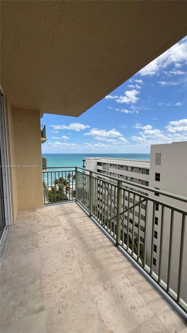 2080 S Ocean Dr , Unit 905, Hallandale Beach, FL 33009 Photo