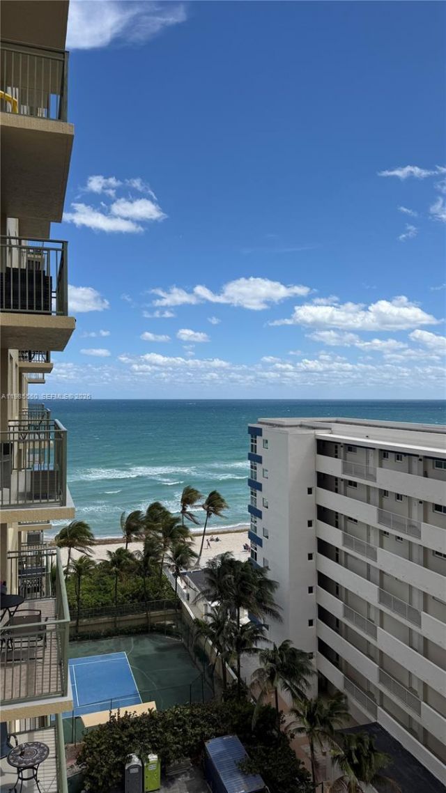2080 S Ocean Dr , Unit 905, Hallandale Beach, FL 33009 Photo