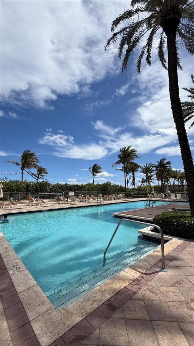 2080 S Ocean Dr , Unit 905, Hallandale Beach, FL 33009 Photo