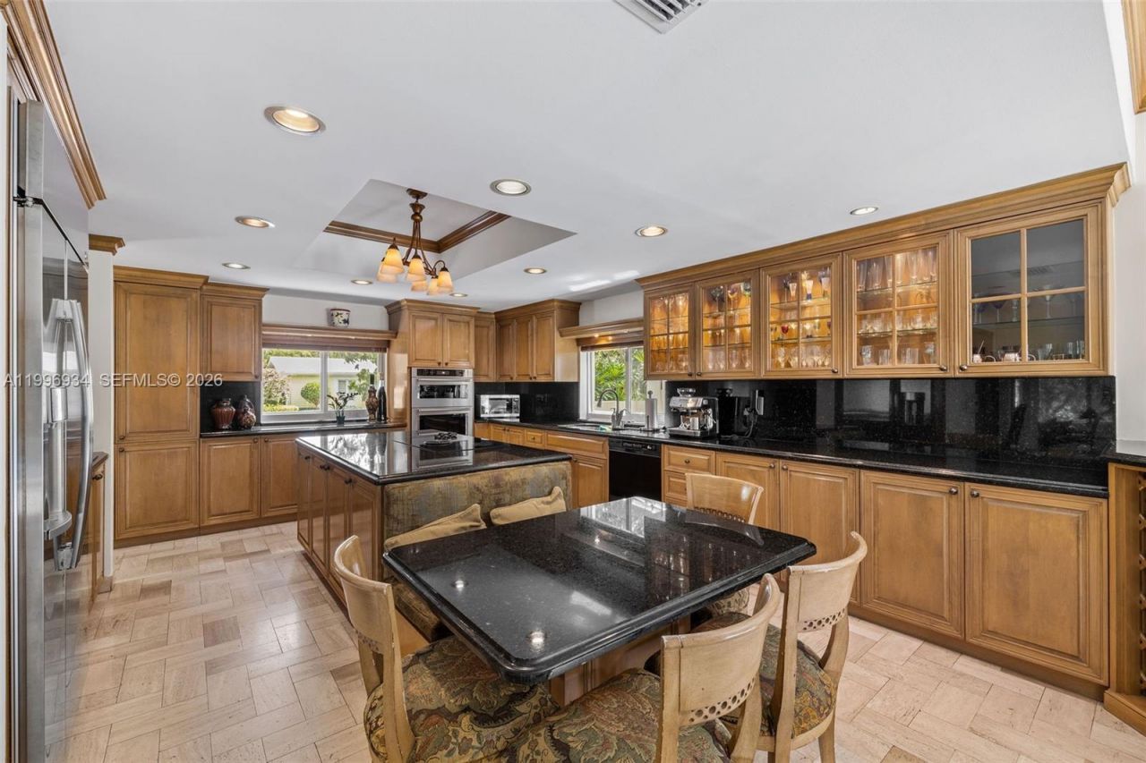 8450 SW 74th Ter, Miami, FL 33143 Photo