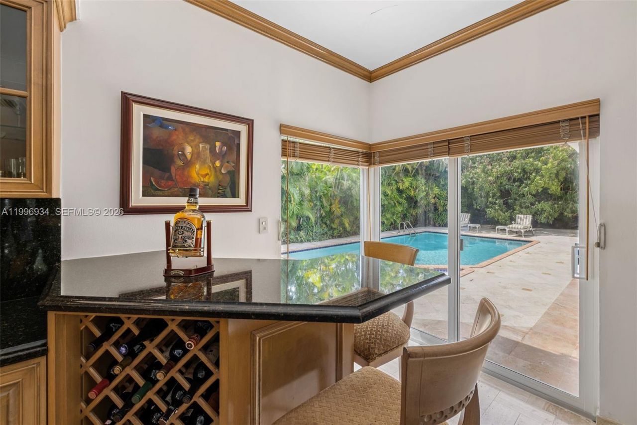 8450 SW 74th Ter, Miami, FL 33143 Photo