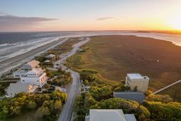 1024 W Ashley Avenue photo 4