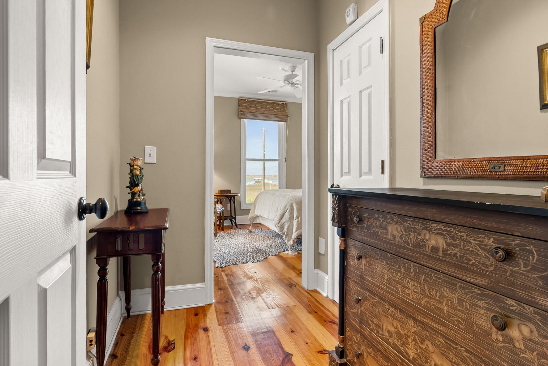 1024 W Ashley Avenue Photo 41