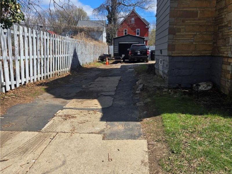 1359 E 110th Street, Cleveland, OH 44106 Photo 2