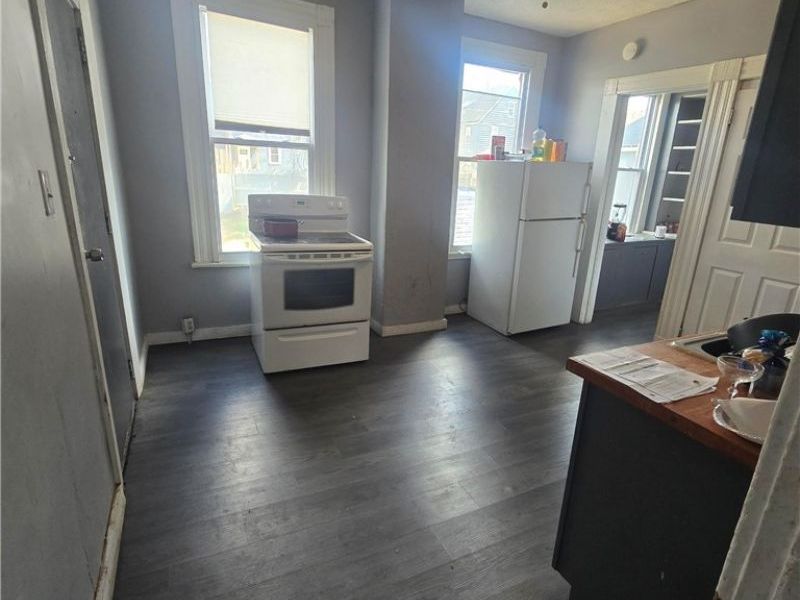 1359 E 110th Street, Cleveland, OH 44106 Photo 8