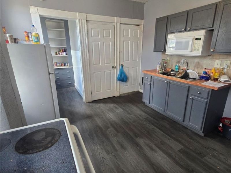 1359 E 110th Street, Cleveland, OH 44106 Photo 9