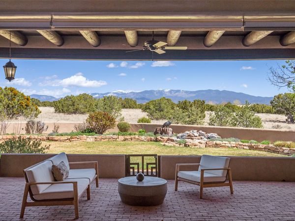 2 Green Meadow Loop, Santa Fe, NM 87506