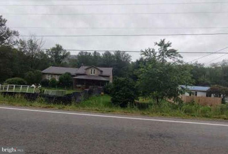 502 SPRINGFIELD LANE, LIGONIER, PA 15658