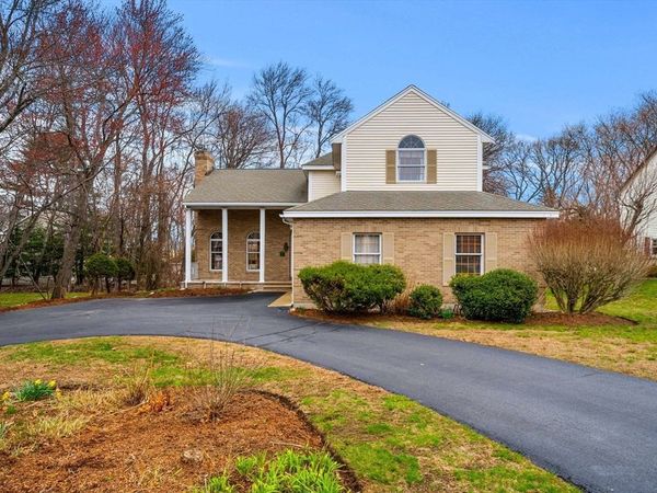 1 Briarwood Lane, Burlington, MA 01803