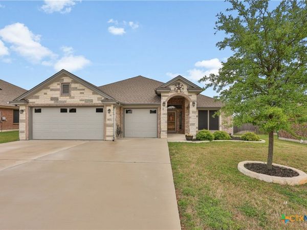 605 Willow Drive , Troy, TX 76579