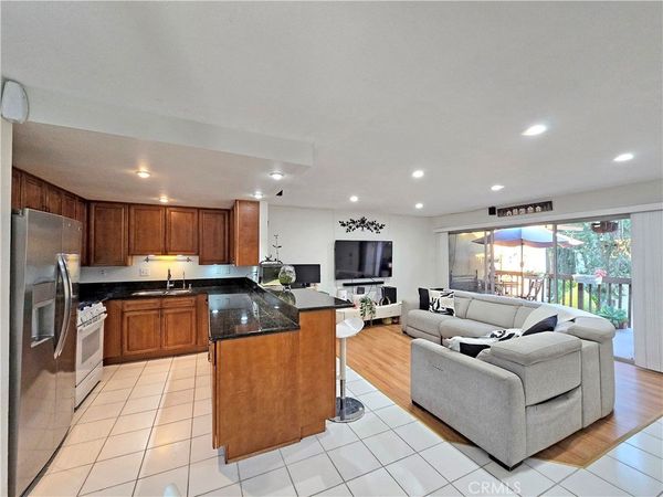 3050 S Bristol Street, Unit 44, Santa Ana, CA 92704