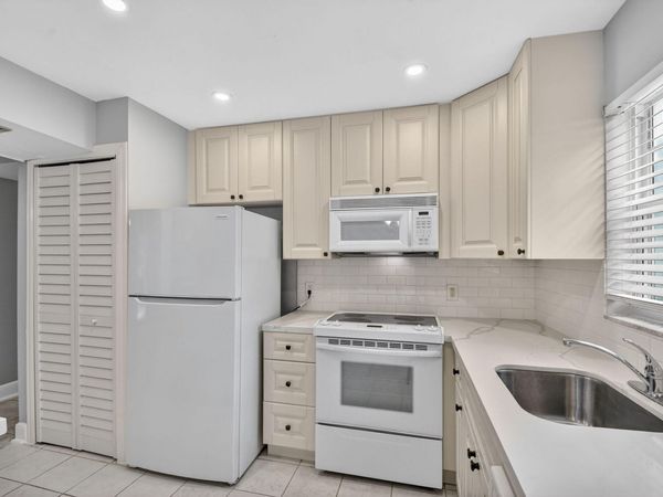 310 S J Street, Unit 2, Lake Worth Beach, FL 33460