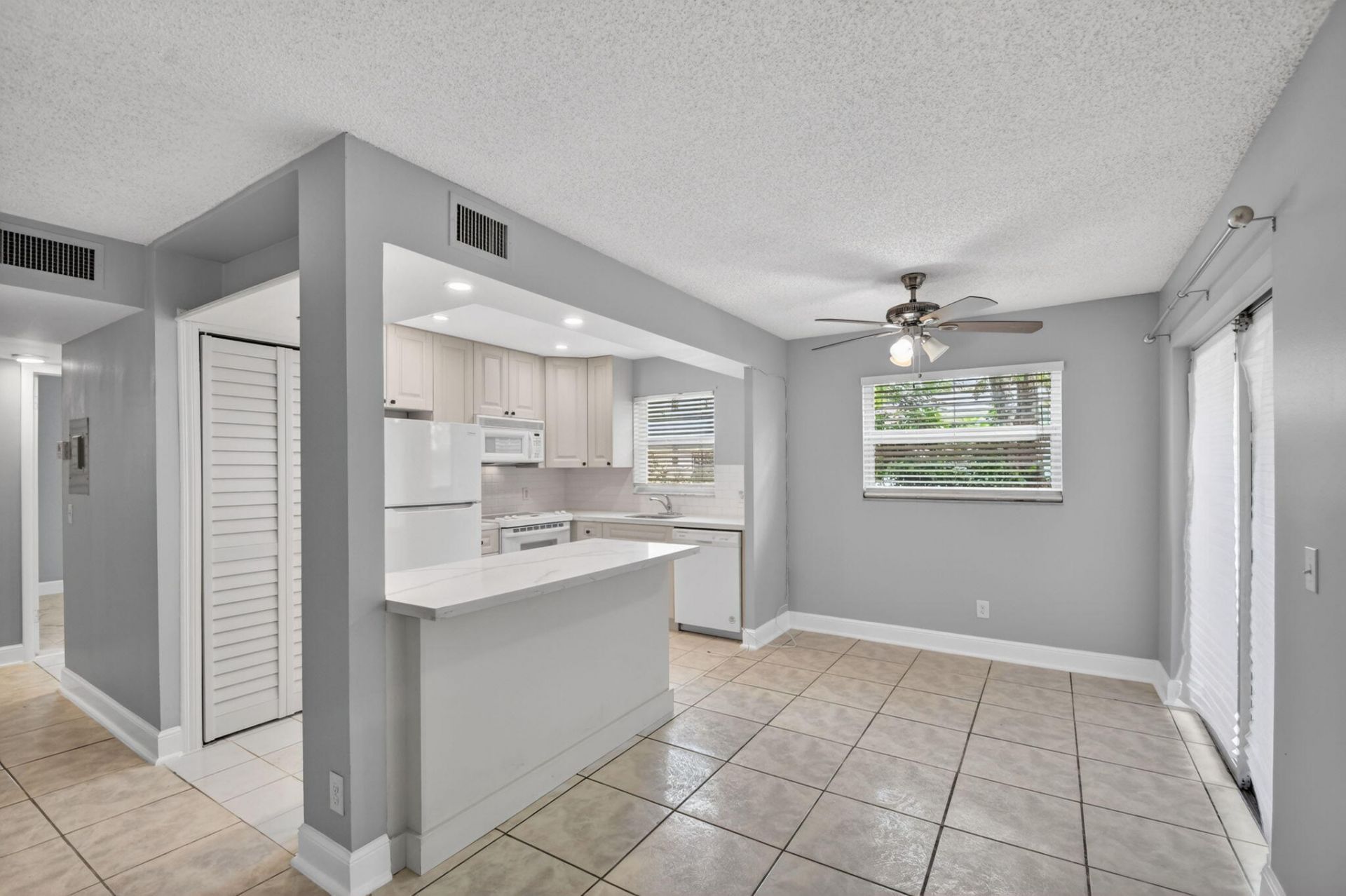 310 S J Street, Unit 2, Lake Worth Beach, FL 33460 Photo