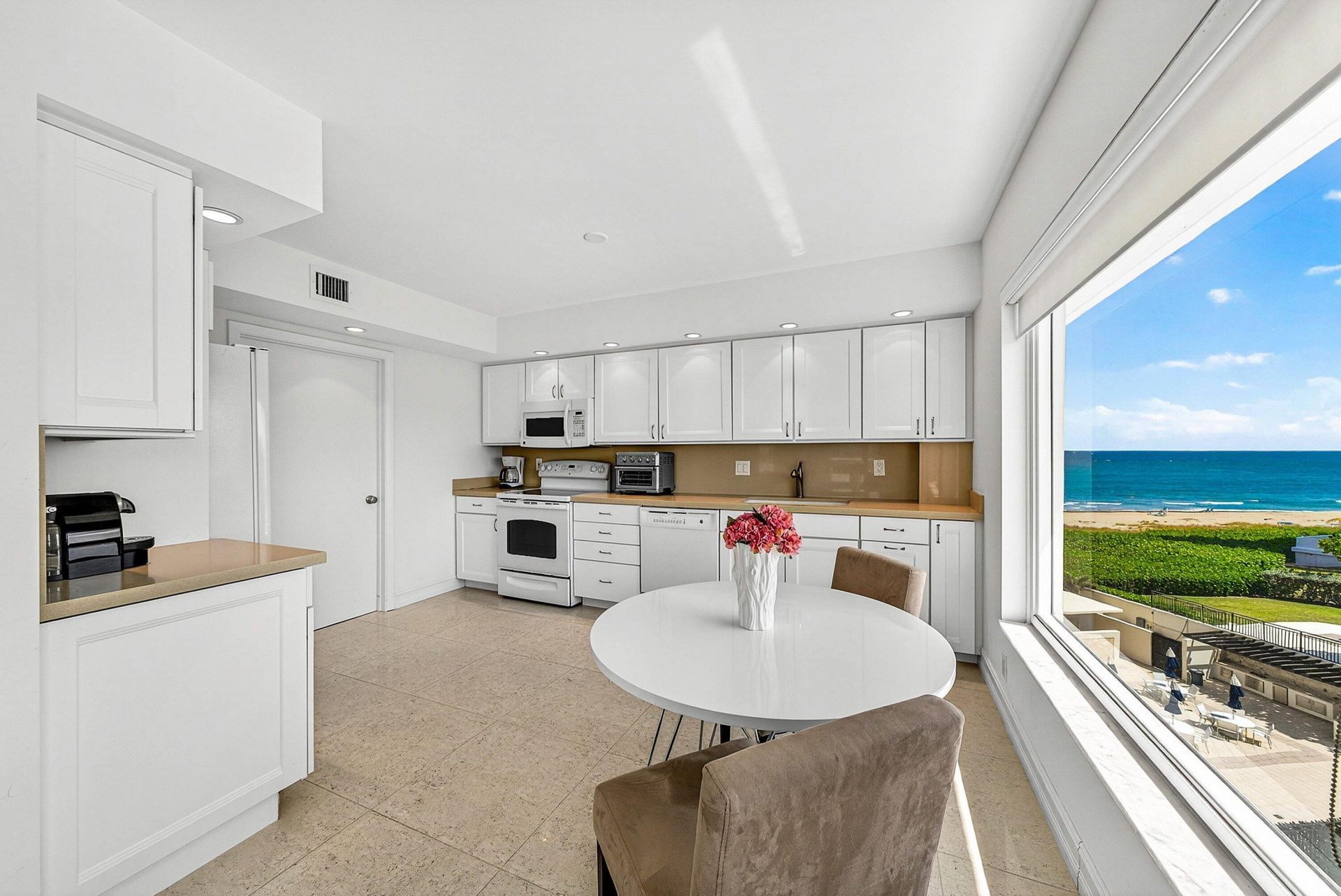 600 S Ocean Boulevard, Unit 504, Boca Raton, FL 33432 Photo