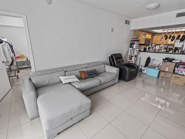 140 S Dixie Highway, Unit 512, Hollywood, FL 33020