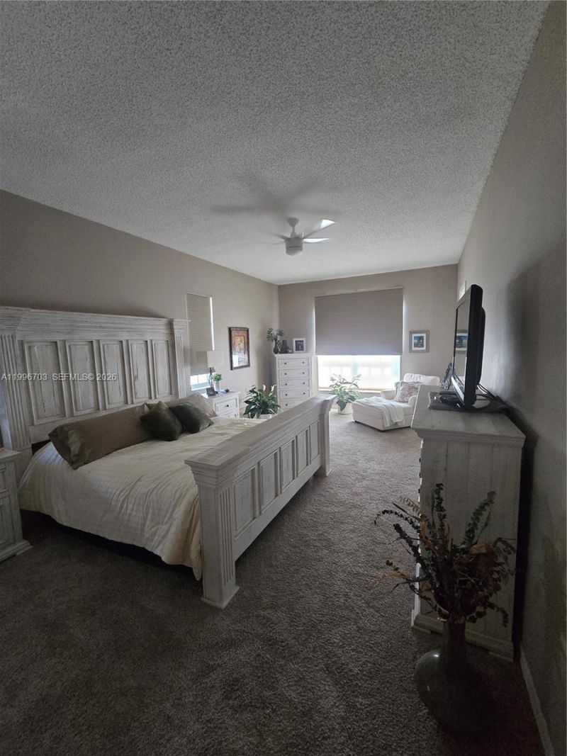 18340 NW 10th St, Pembroke Pines, FL 33029 Photo