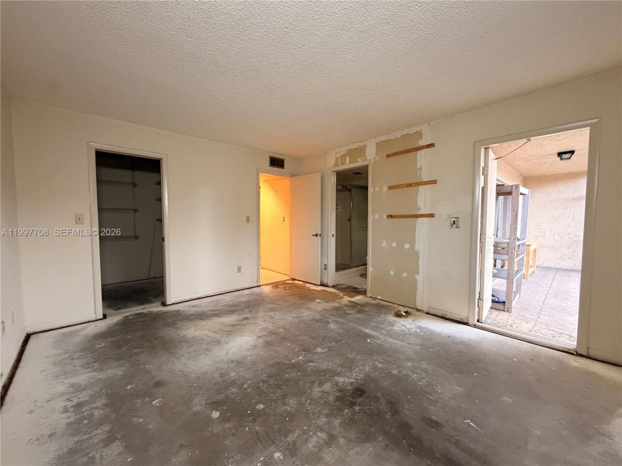 17000 NW 67th Ave, Unit 115, Hialeah, FL 33015 Photo