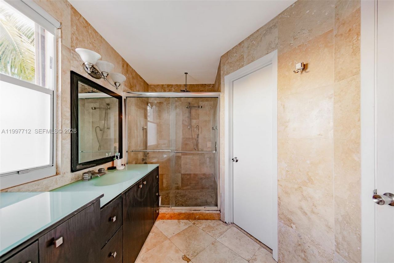 165 NW 85th Ct, Unit 165, Miami, FL 33126 Photo