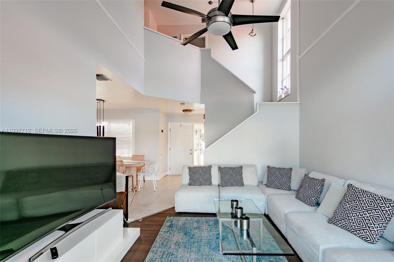 165 NW 85th Ct, Unit 165, Miami, FL 33126 Photo