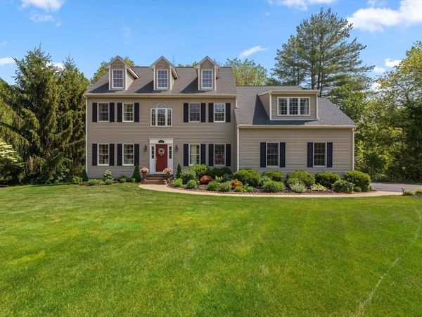 35 Fairbanks Drive, Wrentham, MA 02093