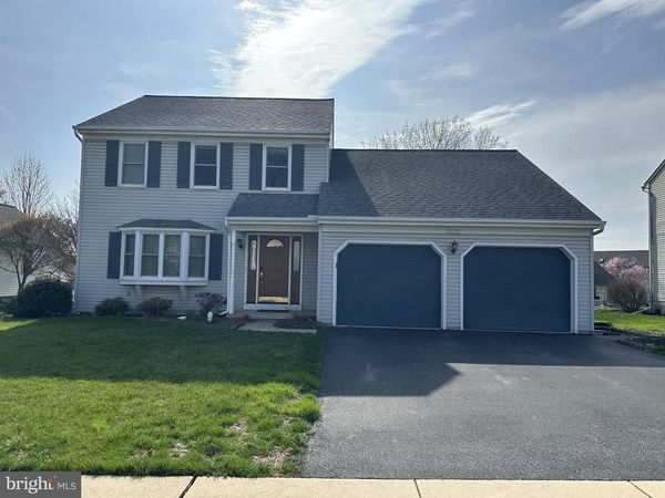 316 LAUREL OAK LANE, LANCASTER, PA 17602