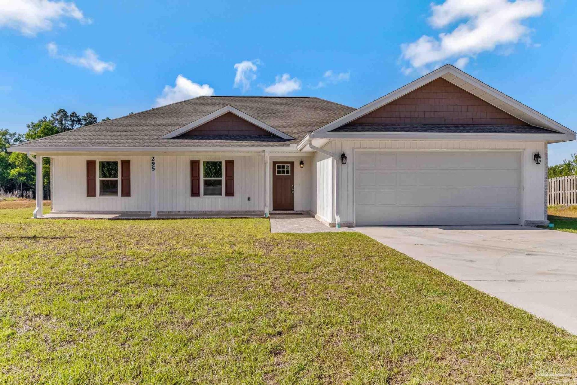 295 W Kingsfield Rd, Cantonment, FL 32533 Main Photo
