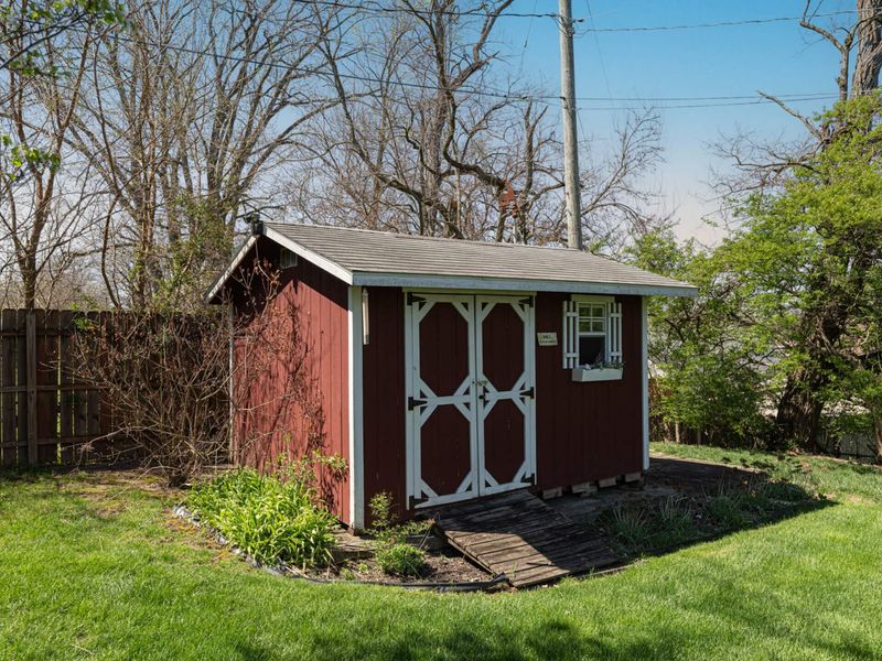 515 N Clairmont Avenue, Springfield, OH 45503 Photo 29