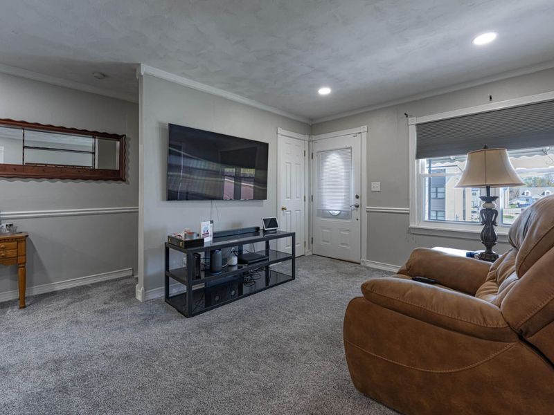 515 N Clairmont Avenue, Springfield, OH 45503 Photo 4