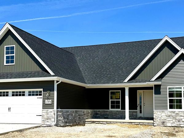 15278 Cypress Drive, Perrysburg, OH 43551