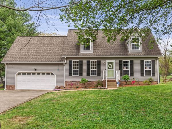 91 Oak Valley Dr, Spring Hill, TN 37174