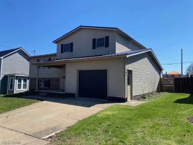 511 Daniels Street, Toronto, OH 43964 Photo 1