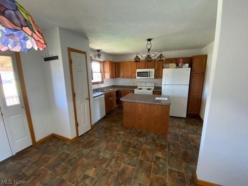 511 Daniels Street, Toronto, OH 43964 Photo 4