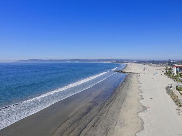 1730 Avenida Del Mundo, Unit 402, Coronado, CA 92118