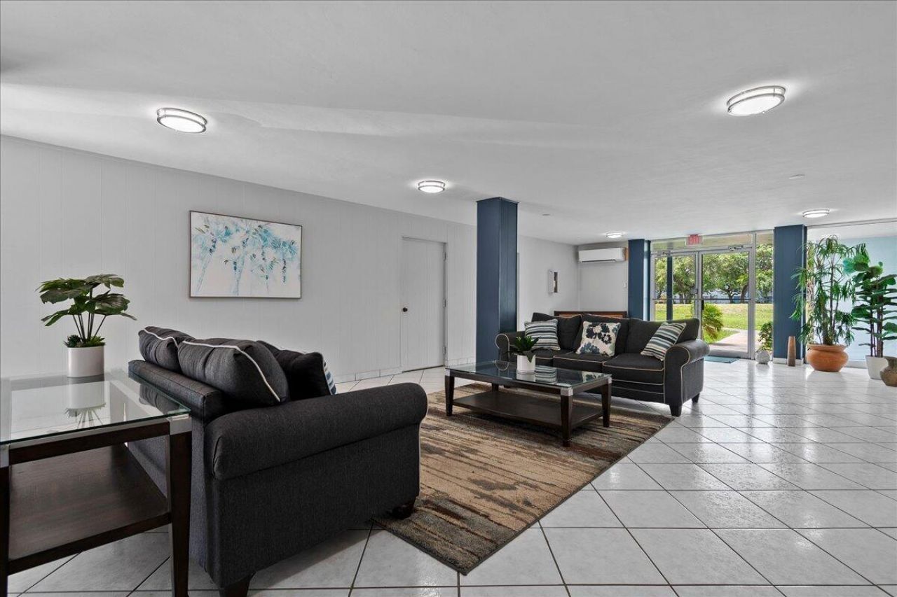 5301 NW 2nd Avenue, Unit Ph-h, Boca Raton, FL 33487 Photo