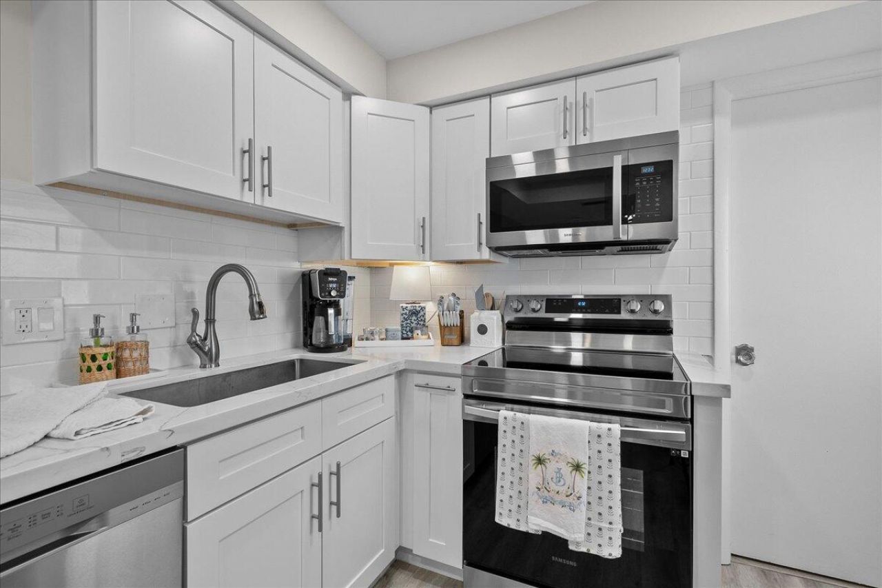 5301 NW 2nd Avenue, Unit Ph-h, Boca Raton, FL 33487 Photo