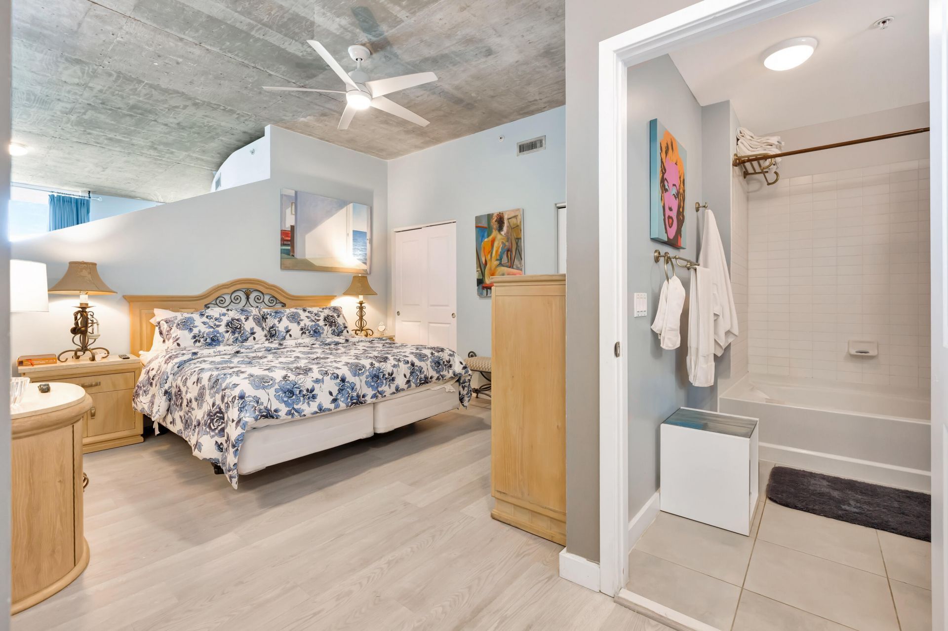300 S Australian Avenue, Unit 1114, West Palm Beach, FL 33401 Photo