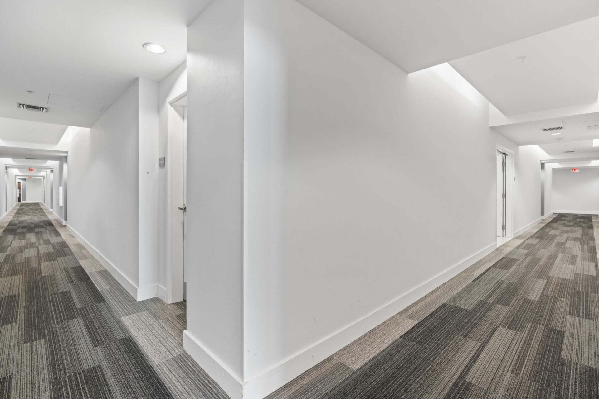 300 S Australian Avenue, Unit 1114, West Palm Beach, FL 33401 Photo