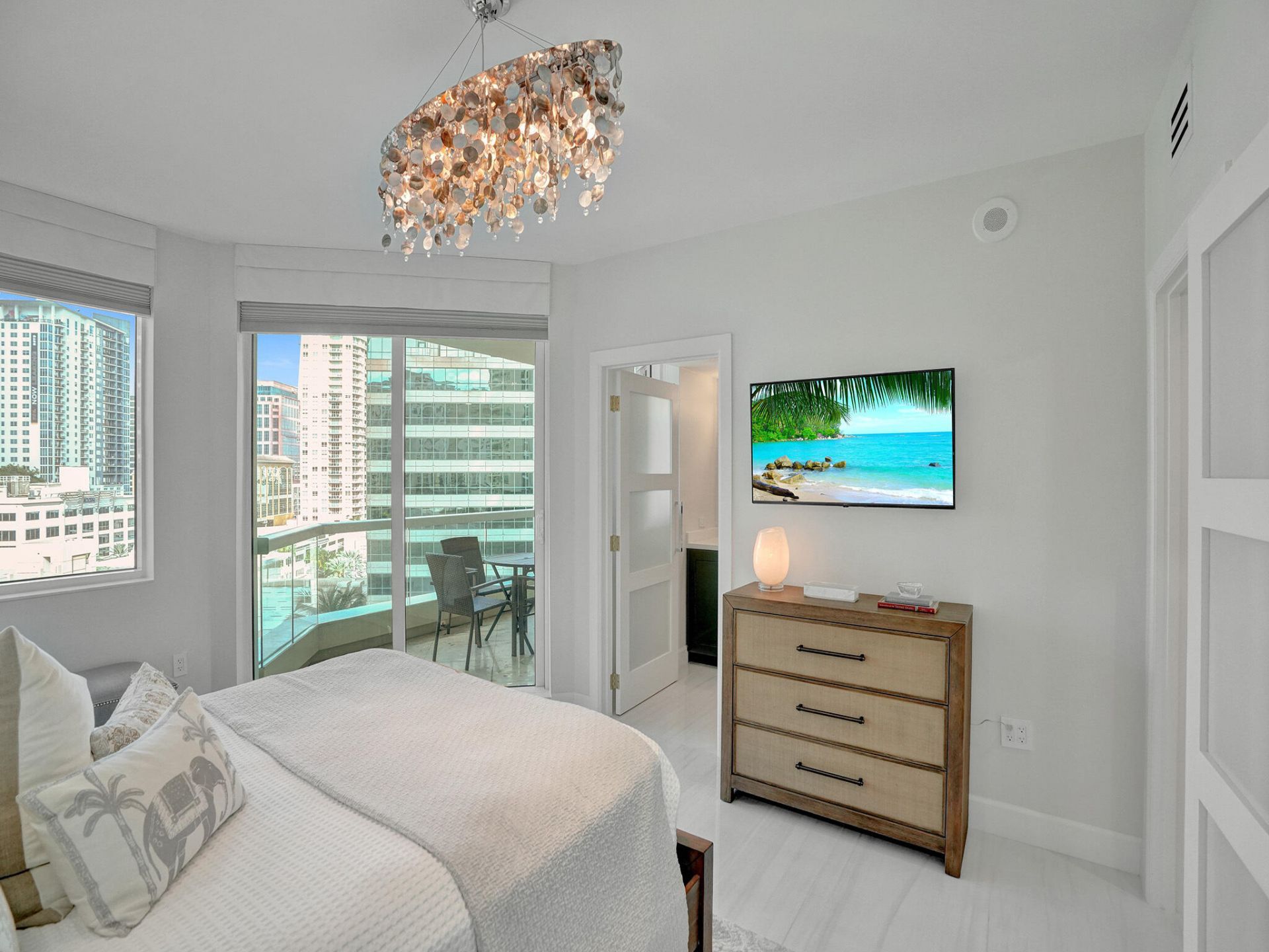 411 N New River Dr Drive E, Unit 1204, Fort Lauderdale, FL 33301 Photo