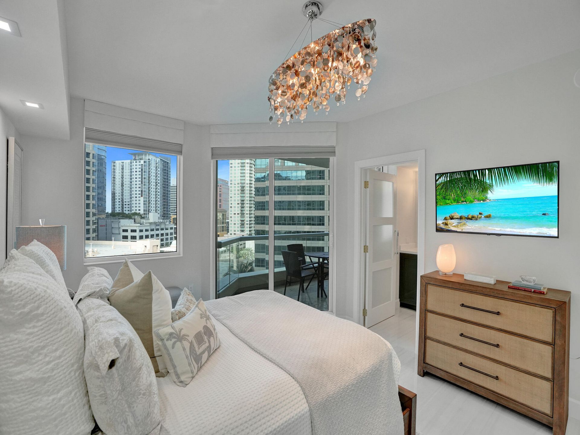 411 N New River Dr Drive E, Unit 1204, Fort Lauderdale, FL 33301 Photo