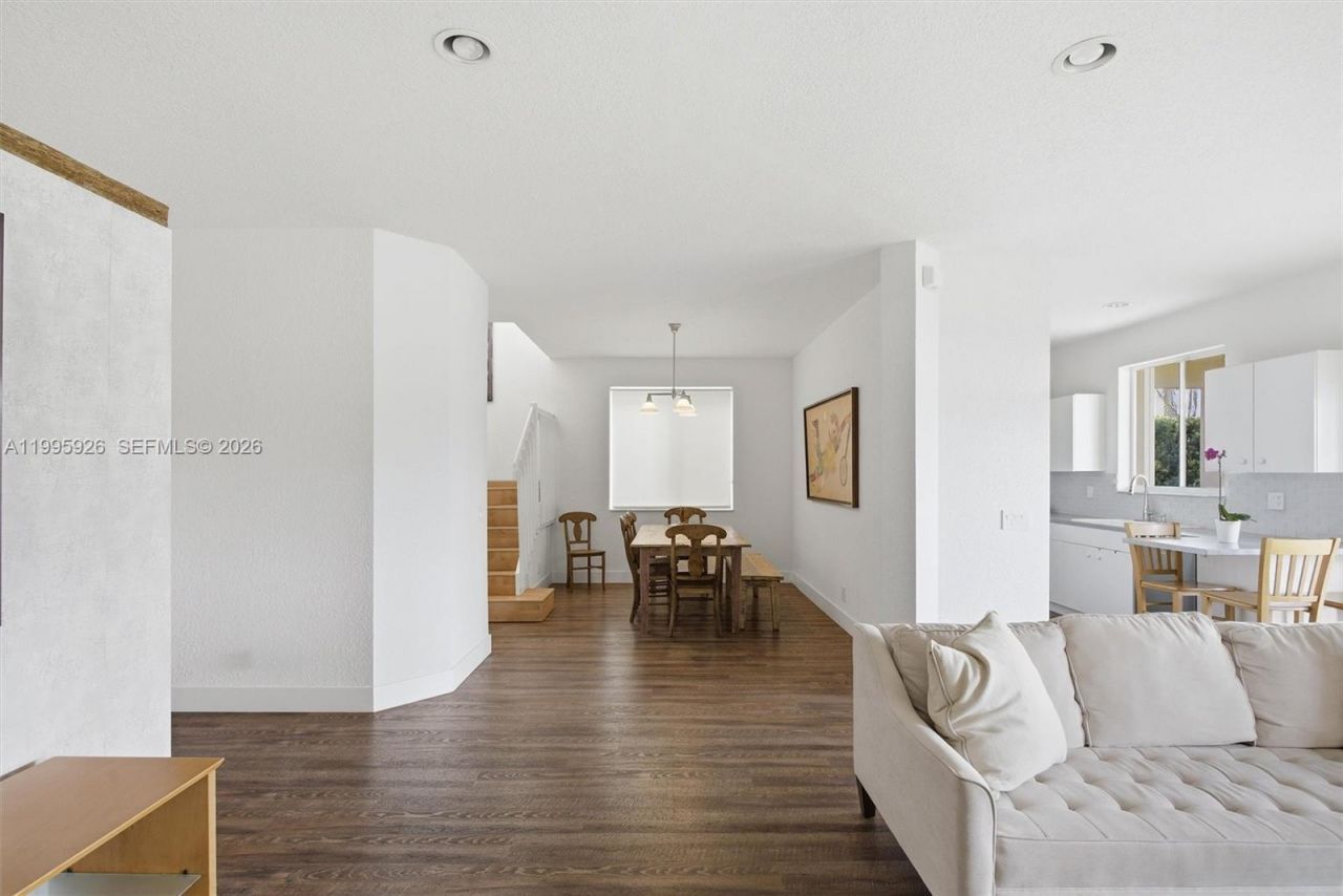 1326 Canary Island Dr, Weston, FL 33327 Photo