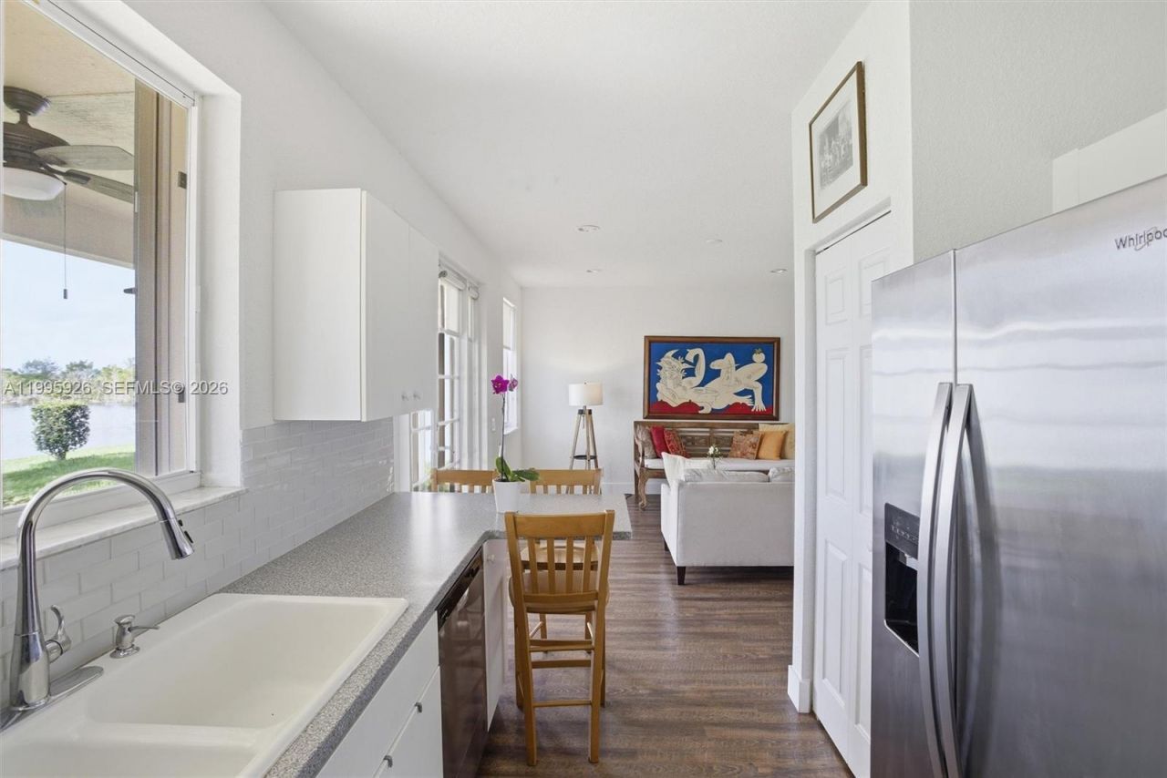 1326 Canary Island Dr, Weston, FL 33327 Photo